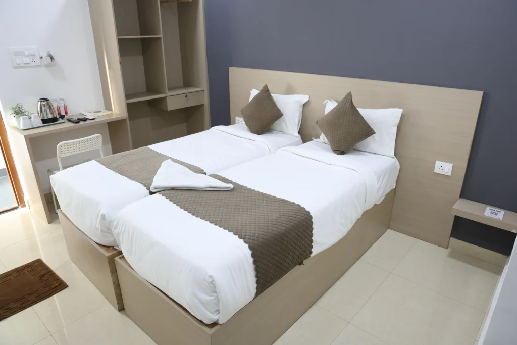 Khajaguda Hotel Bedroom