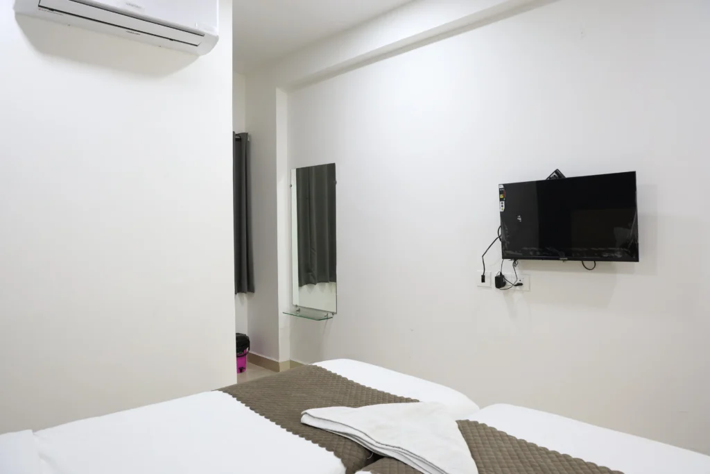 Khajaguda Hotel Bedroom